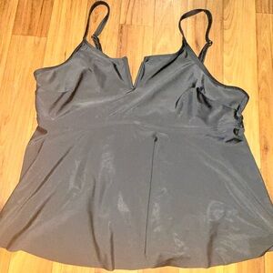 Black Sleeveless Top